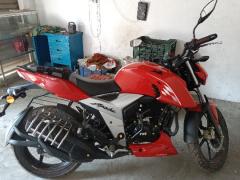 TVS Apache RTR 160 4V